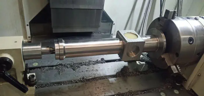 titanium-tubes-and-pipes-types-features-grades-applications-2.webp