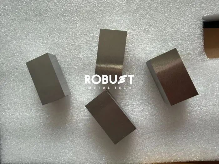 Molybdenum vs Stainless Steel for High-Temperature Applications